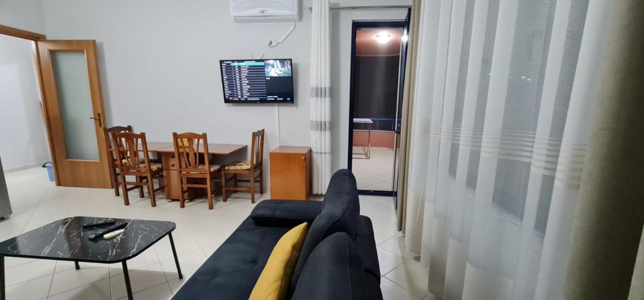 Miami Beach Apartments Golem  Εξωτερικό φωτογραφία